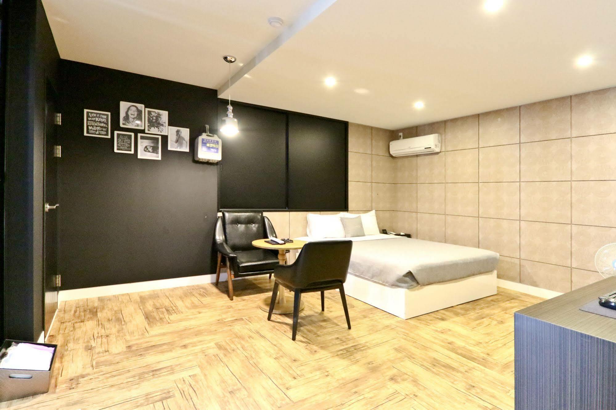 Hotel Home Busan Eksteriør billede