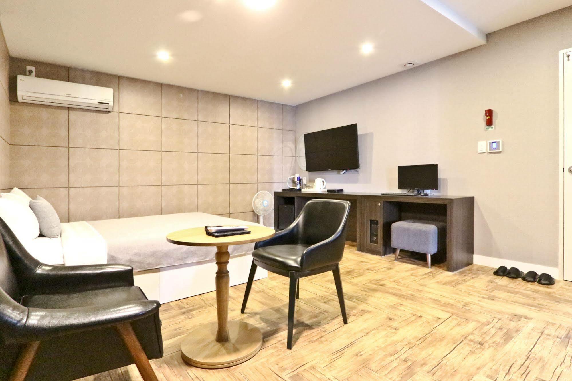 Hotel Home Busan Eksteriør billede